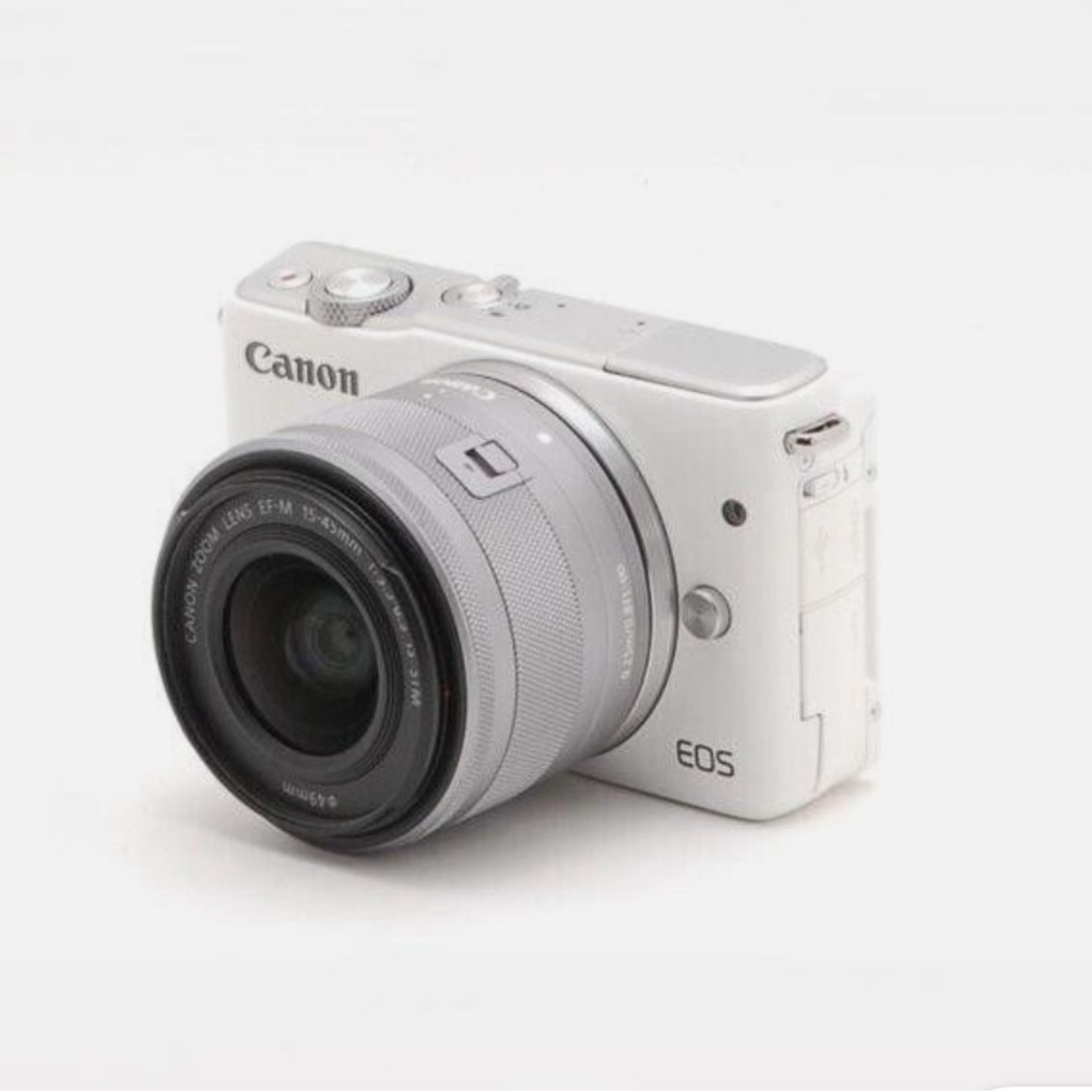 Canon EOS M10 Mirrorless Camera
18MP 15-45mm IS Lens Wi-Fi White
Excellent